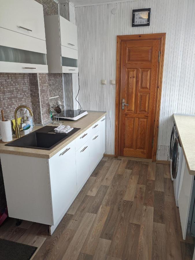 Guest House Nika - Cottages And Rooms In The Heart Of Palanga City Center Ngoại thất bức ảnh